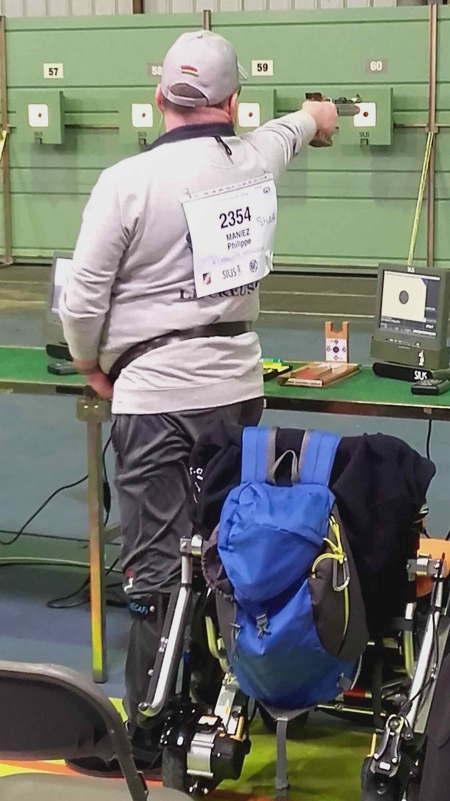 En précision : Senior 2 en Para-tir catégorie P1 debout Philippe Maniez 5e avec 473 points