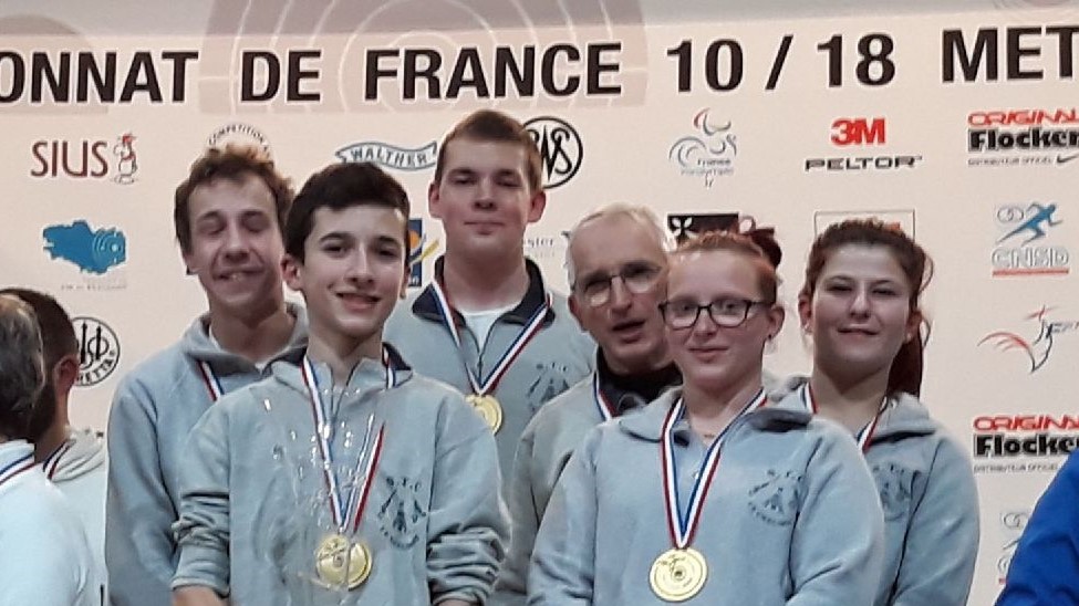 Reconnaissance sur les résultats de la STC les sportifs félicités et récompensés par la Ville du Creusot