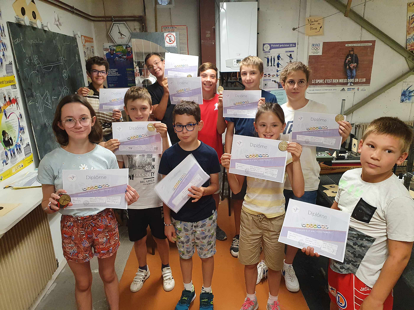 Les jeunes de Creusot Vacances Jeunes tir ont reçu leur diplôme ce vendredi en fin d’après-midi