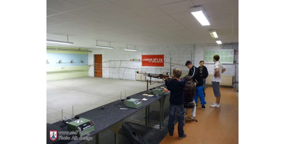 STC 71 : Pas de tir 10 mètres salle 1 Stand de Tir du Gros Chaillot